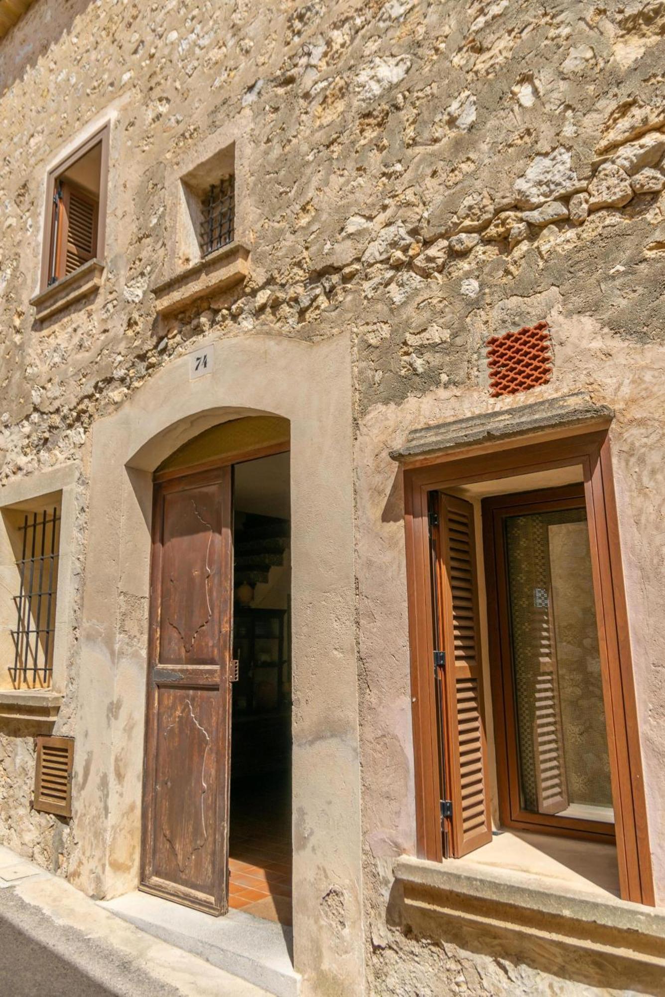 Can Vidal Campanet